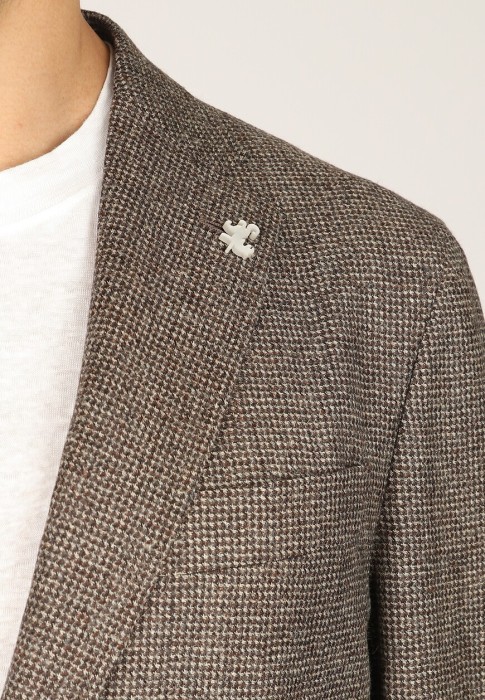 пиджак  из проверенных материалов спереди