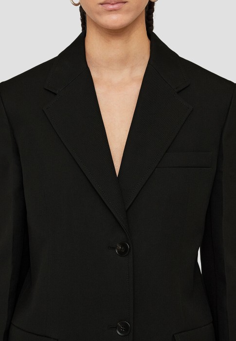 пиджак  из проверенных материалов спереди