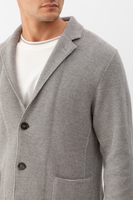 пиджак  из италии вид сбоку