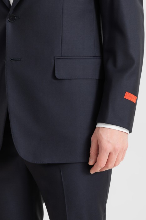 Товар синего цвета с внутренней стороны