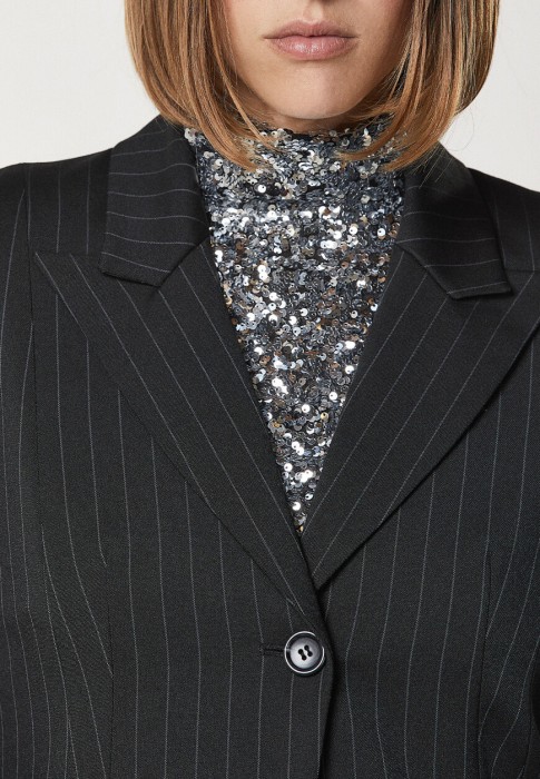 пиджак  от бренда patrizia pepe вид слева