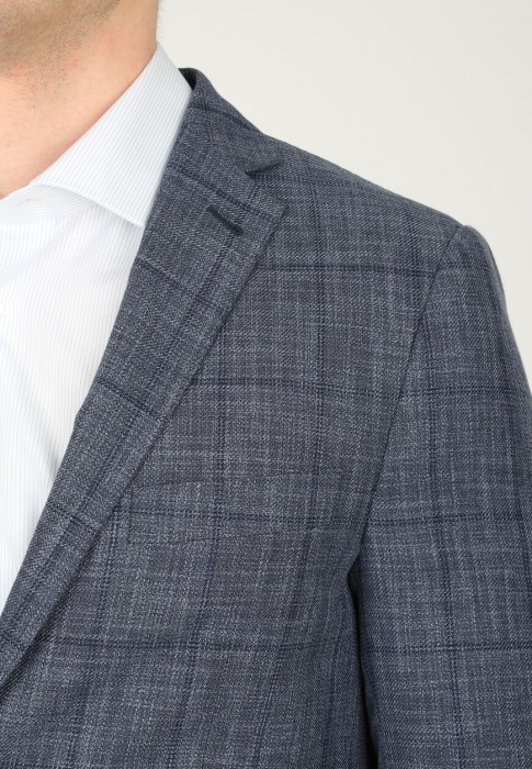 пиджак  из проверенных материалов спереди