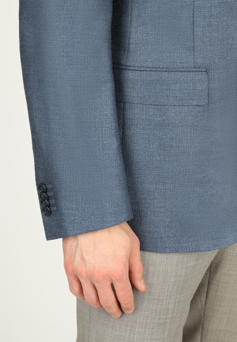 пиджак  из проверенных материалов спереди