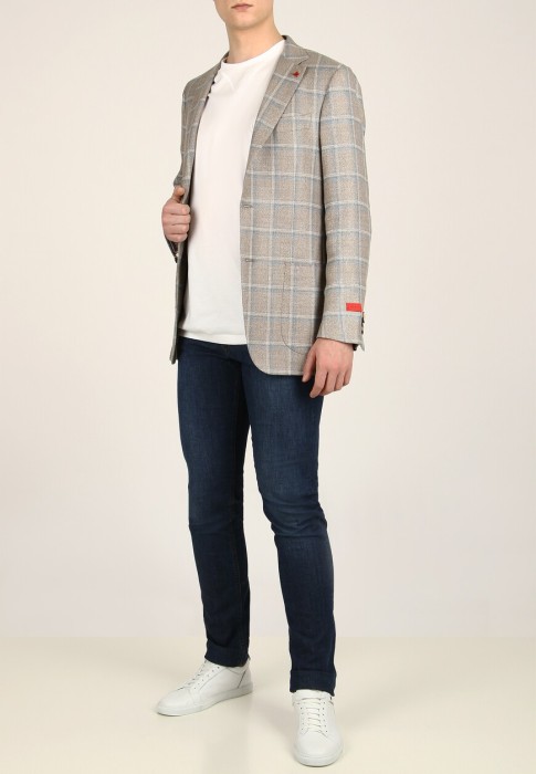 пиджак  по цене 231455 руб вид справа