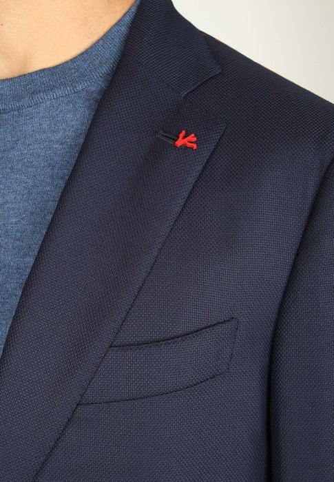 Товар синего цвета с внутренней стороны