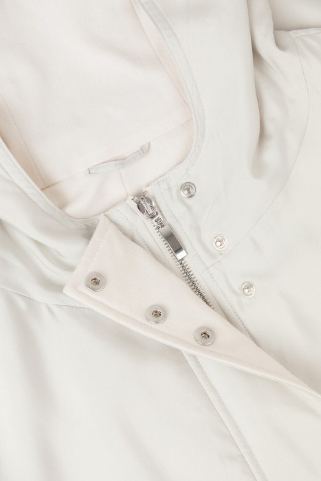 плащ  для взрослого возраста с изнаночной стороны