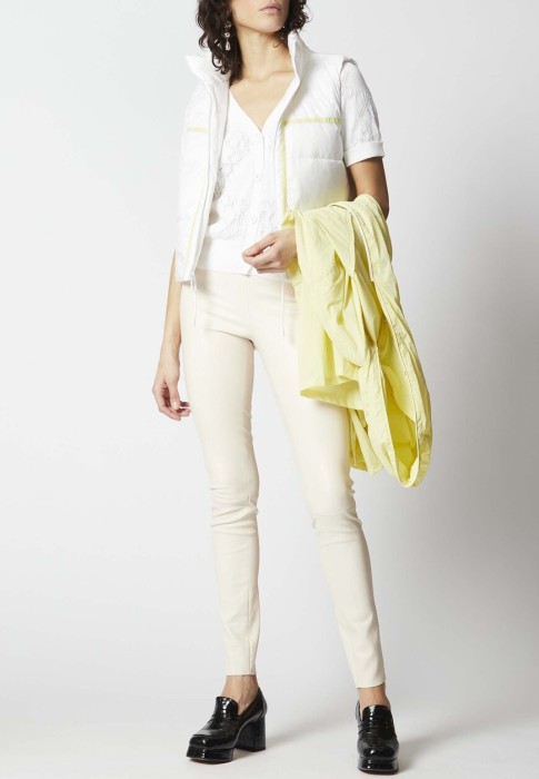 Продукция для женщин фото