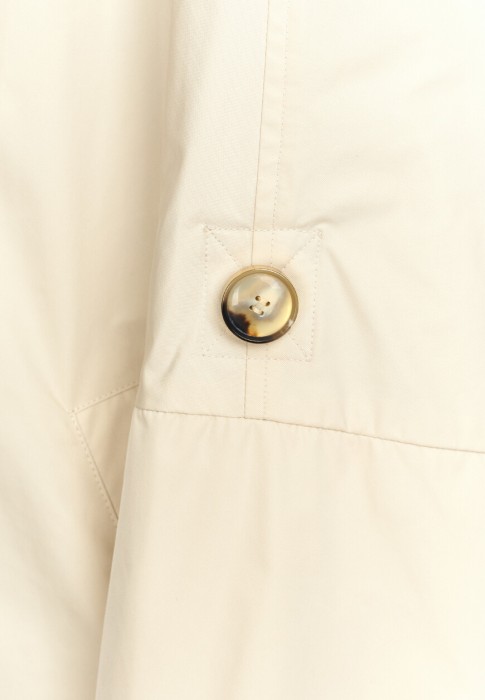 плащ  из проверенных материалов спереди