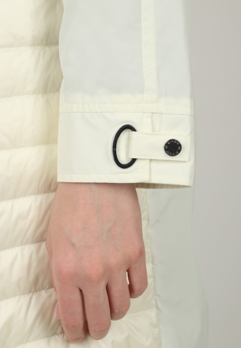 плащ  из проверенных материалов спереди