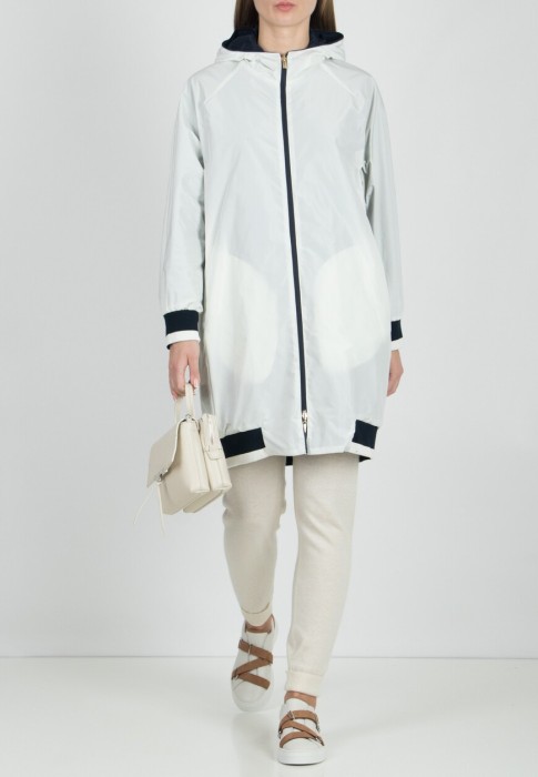 плащ  для взрослого возраста с изнаночной стороны