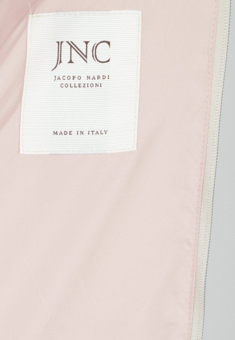 плащ  из проверенных материалов спереди