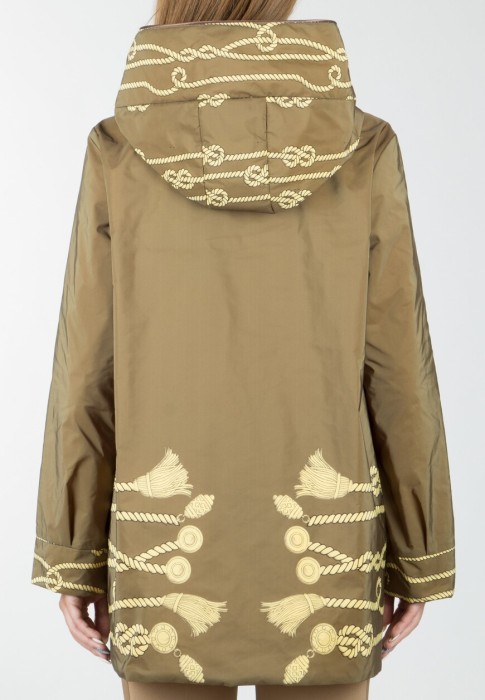 плащ  из проверенных материалов спереди