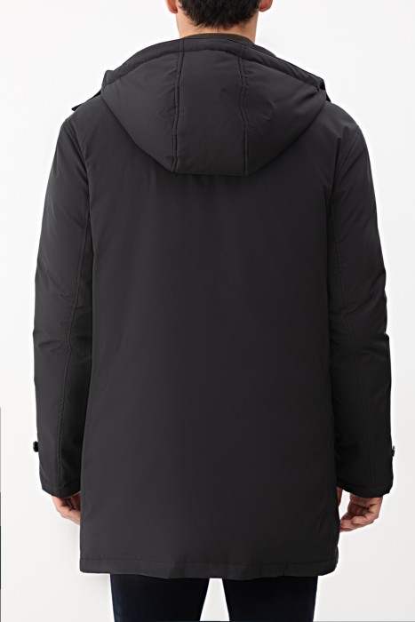 плащ  от бренда brioni вид слева