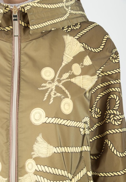 Продукция для женщин фото