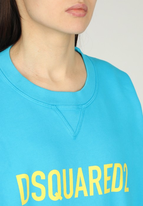 Товар голубого цвета с внутренней стороны