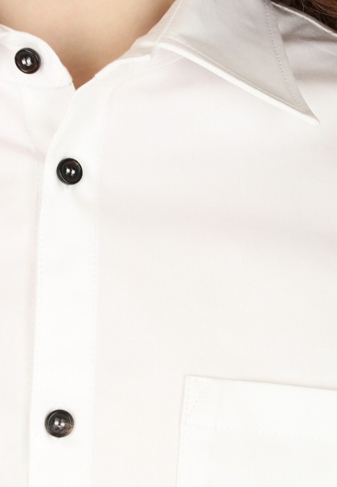 Товар белого цвета с внутренней стороны