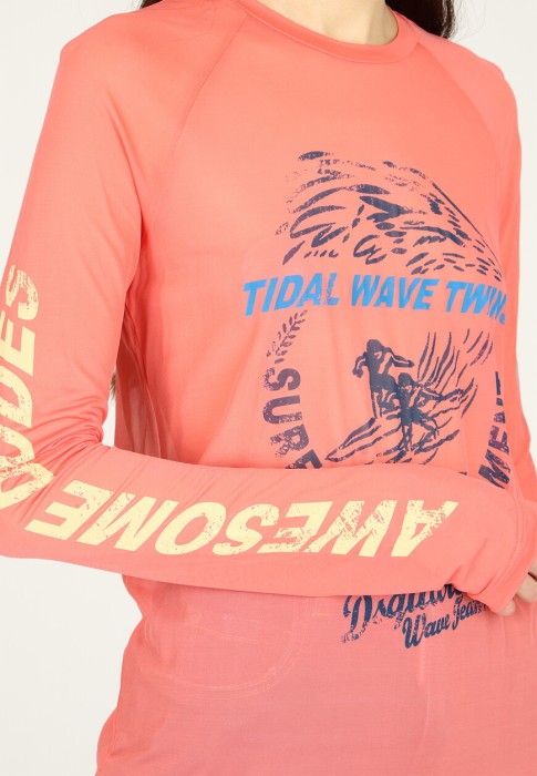 Товар розового цвета с внутренней стороны