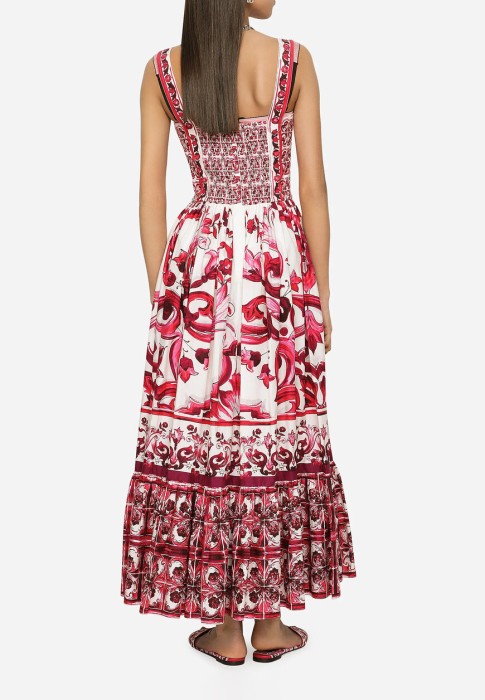 Товар розового цвета с внутренней стороны