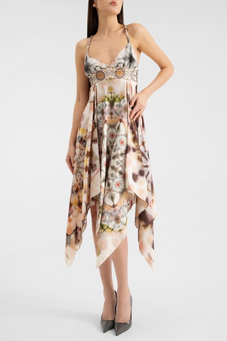 Товар с артикулом 921R45A6812 9823 вид сзади