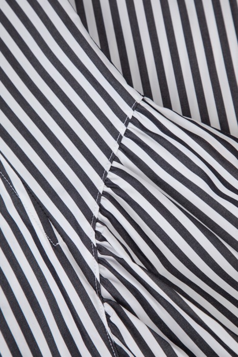 платье maxmara спортивного стиля с лицевой стороны