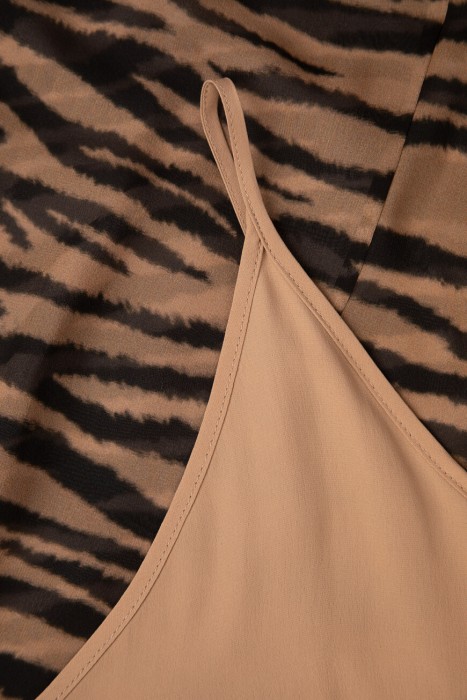 платье maxmara универсального стиля с лицевой стороны