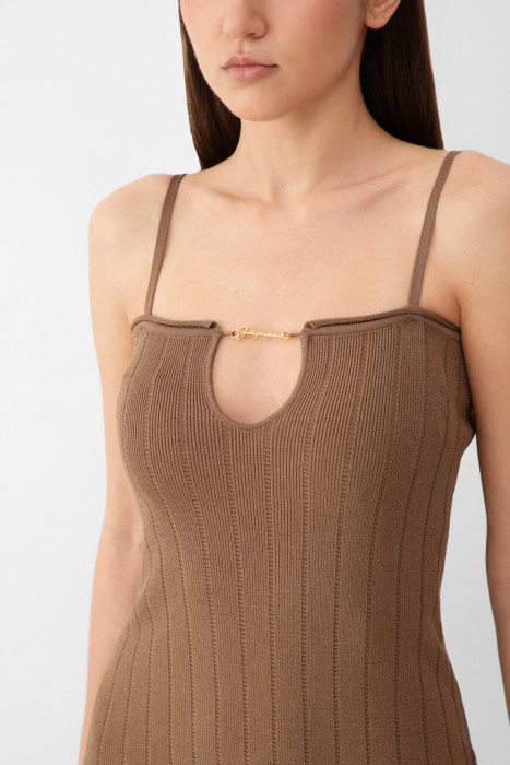 платье  модель sierra из франции вид сбоку