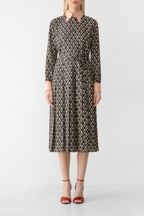 платье  модель toute la v 6B3VAEY590R R6E фотография