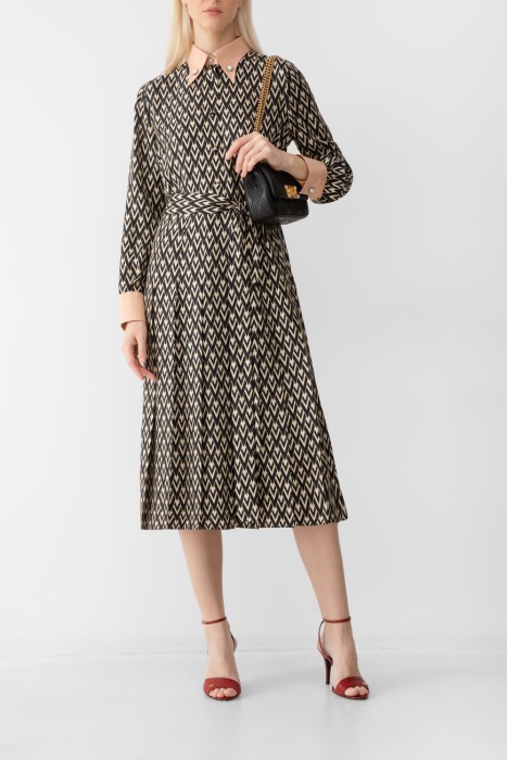 платье  модель toute la v из шелка спереди