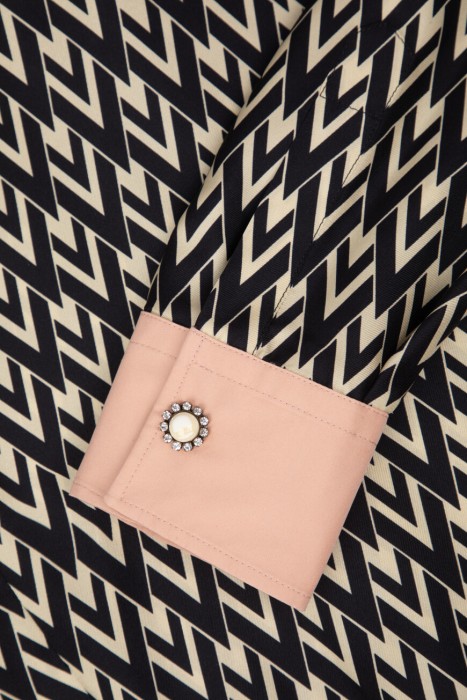 платье  модель toute la v для взрослого возраста с изнаночной стороны