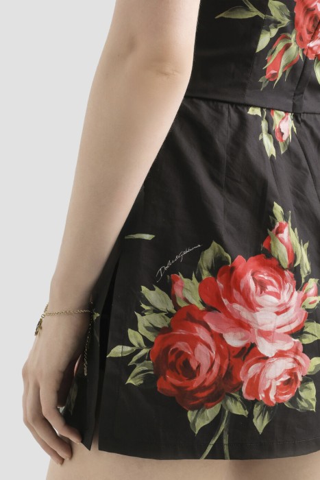 Товар разноцветного цвета с внутренней стороны