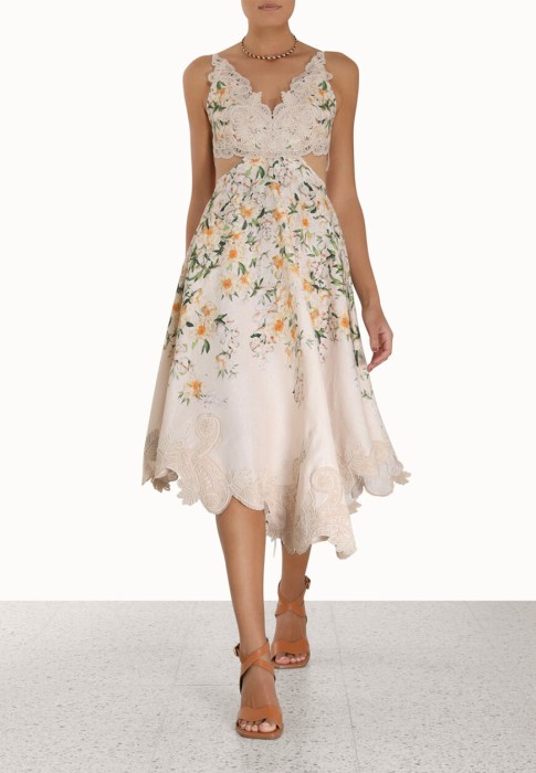 платье  по цене 260900 руб вид справа