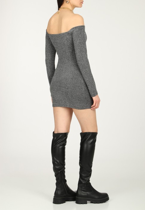 Товар серого цвета с внутренней стороны