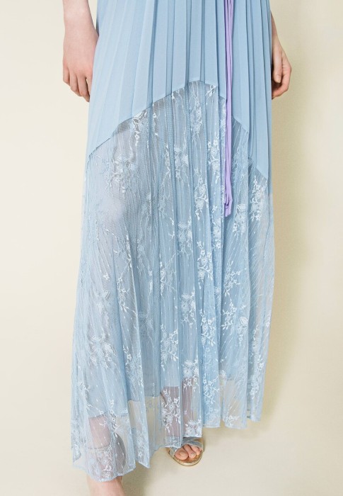 платье  универсального стиля с лицевой стороны