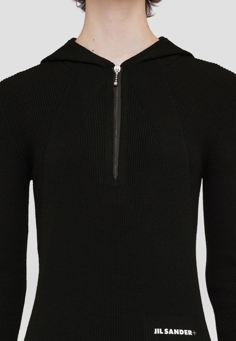 платье  из проверенных материалов спереди