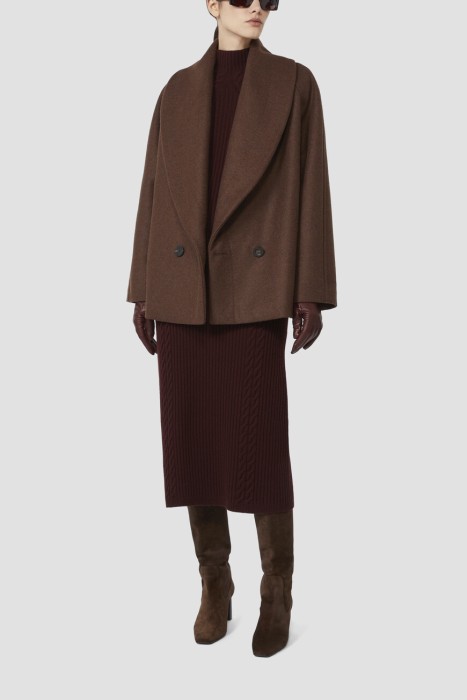 Товар бордового цвета с внутренней стороны