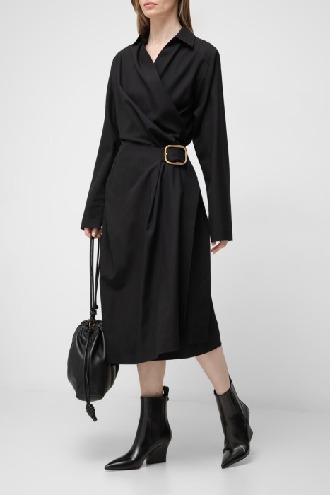 платье  из шерсти спереди