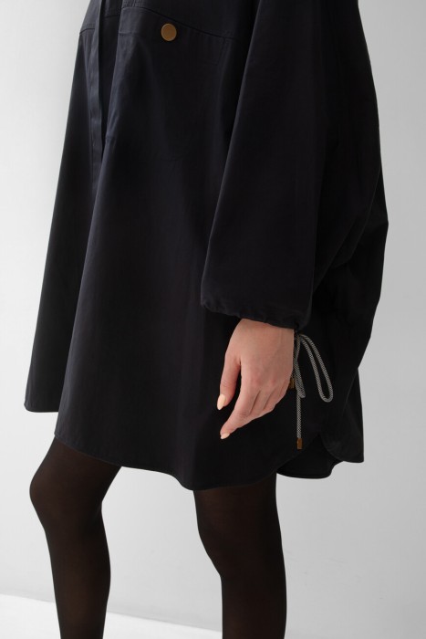 Товар синего цвета с внутренней стороны