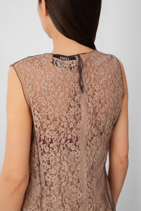 Товар розового цвета с внутренней стороны