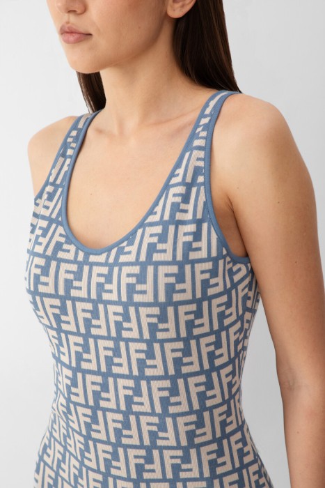 платье  из италии вид сбоку