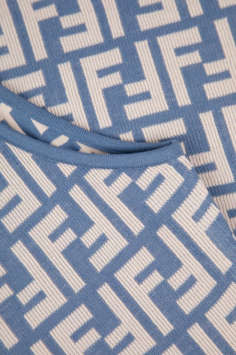 платье  универсального стиля с лицевой стороны