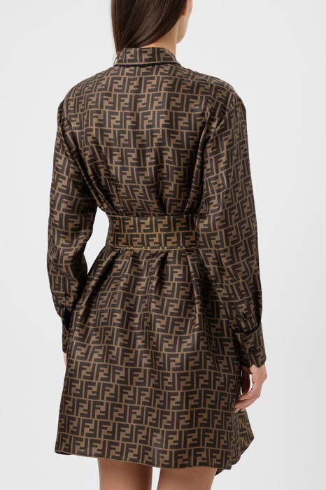 платье  по цене 199800 руб вид справа