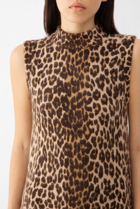 платье  из франции вид сбоку