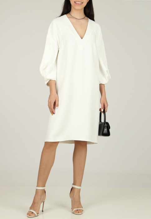 платье  по цене 136900 руб вид справа