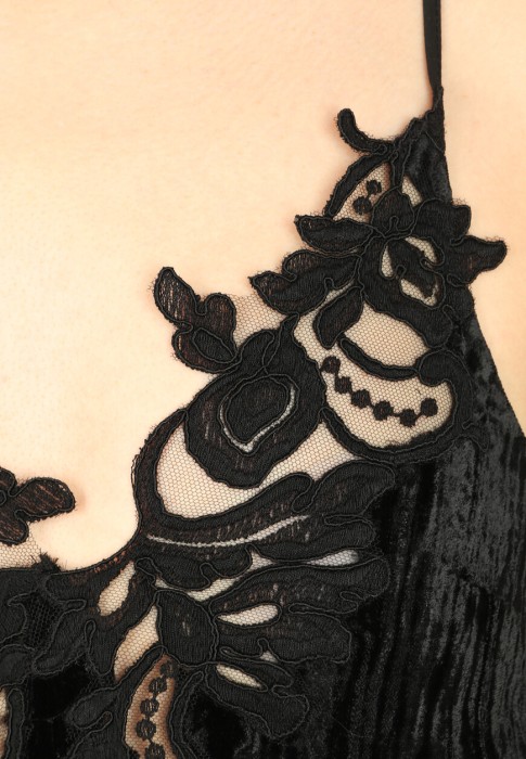 Продукция для женщин фото