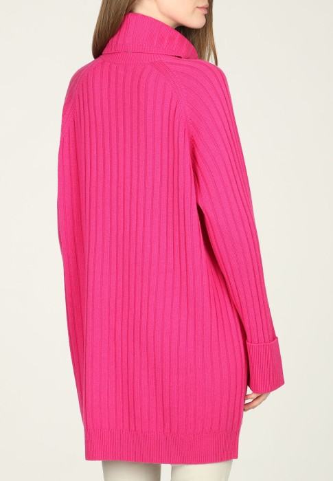 Товар розового цвета с внутренней стороны