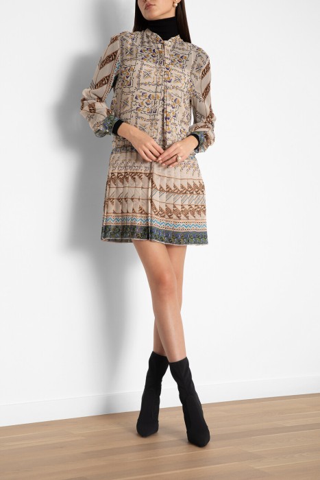 платье  из шелка спереди