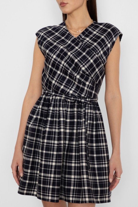 Товар с артикулом 141D05A1342 5848 вид сзади