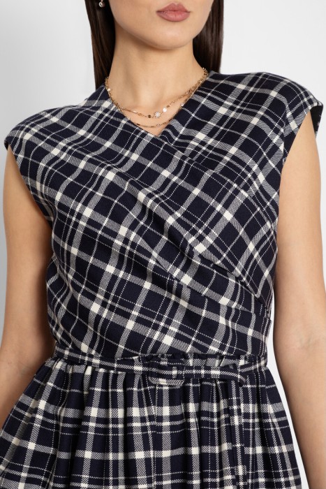 платье  из франции вид сбоку