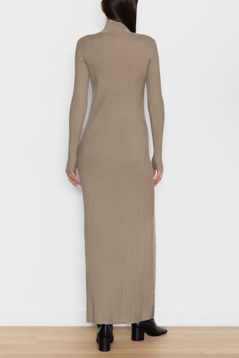 платье  по цене 180200 руб вид справа