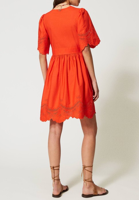 платье  по цене 30030 руб вид справа